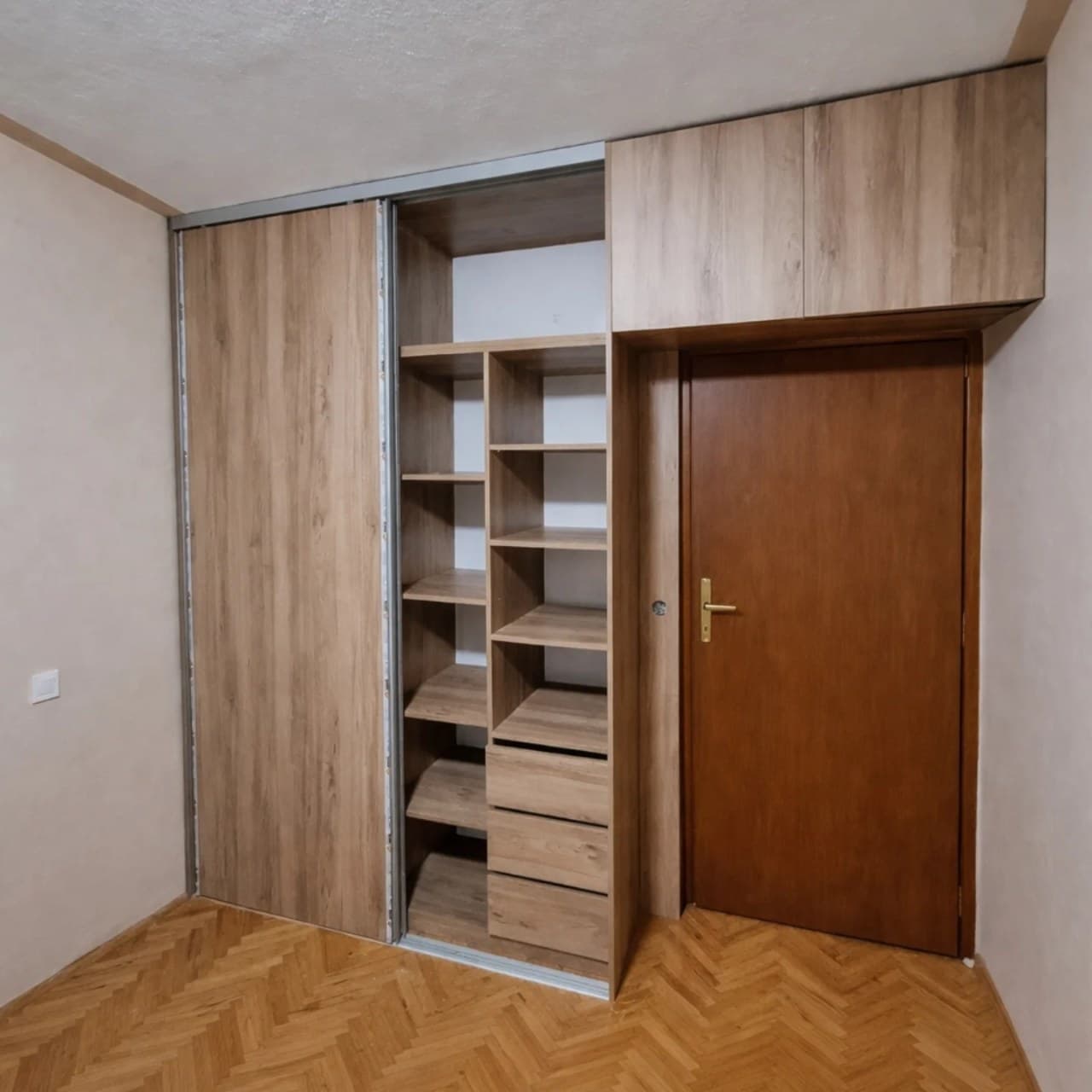 Namještaj po mjeri Jakov, rad 3